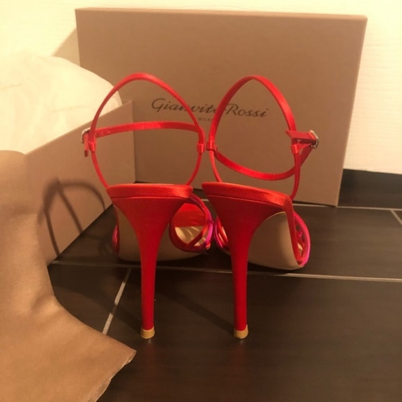 CLOSET CLOSING 7/31--FINAL SALE - Picture 3 of 5